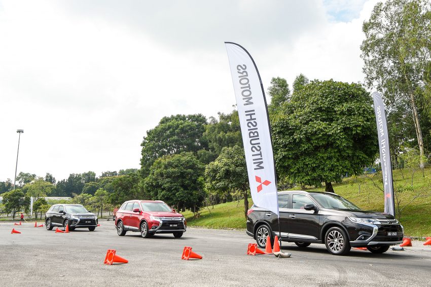 试驾：Mitsubishi Outlander 2.0L 4WD，可家用可越野！ 52642