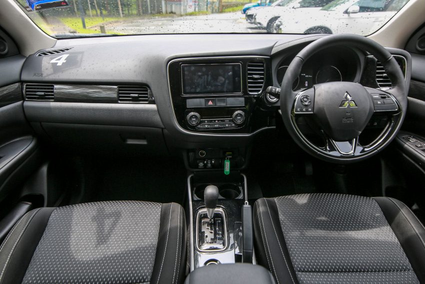 试驾：Mitsubishi Outlander 2.0L 4WD，可家用可越野！ 52721