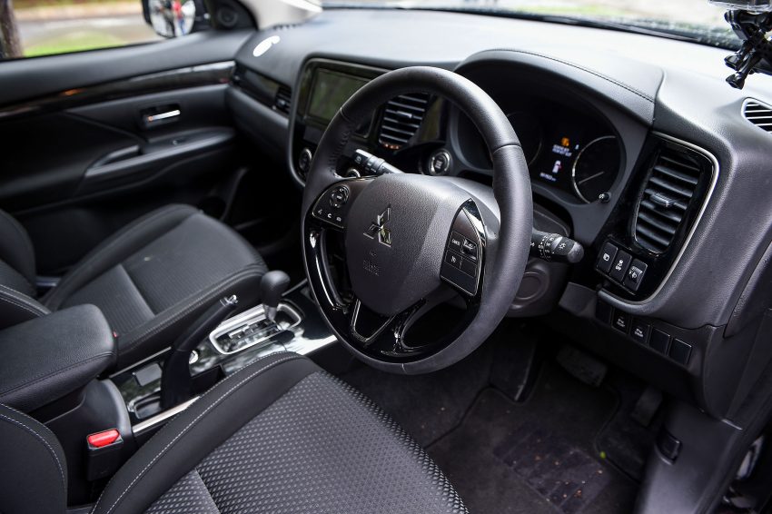 试驾：Mitsubishi Outlander 2.0L 4WD，可家用可越野！ 52663