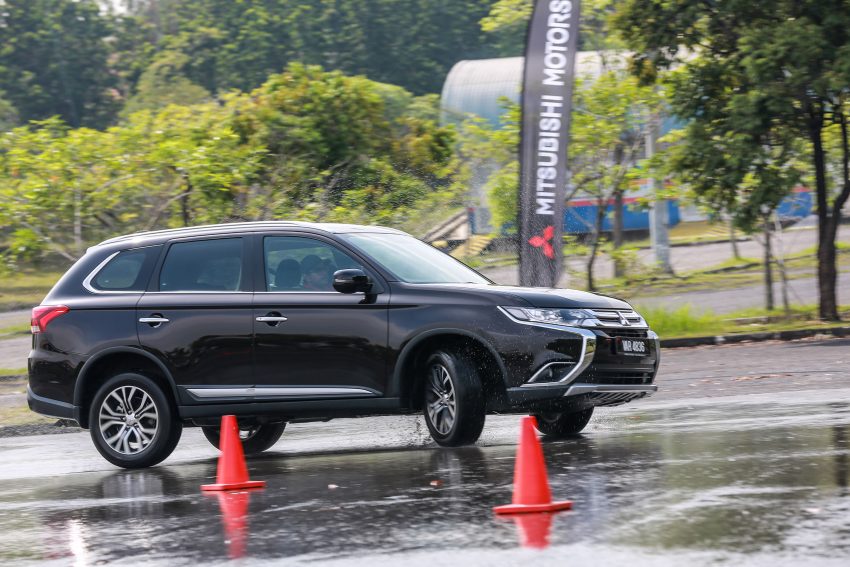 试驾：Mitsubishi Outlander 2.0L 4WD，可家用可越野！ 52666
