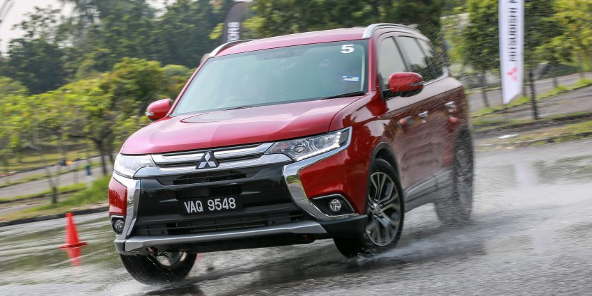 试驾：Mitsubishi Outlander 2.0L 4WD，可家用可越野！ 52674