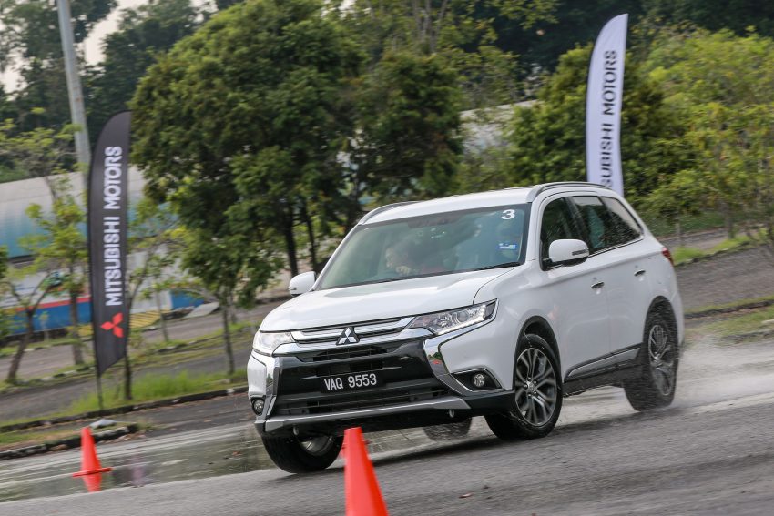 试驾：Mitsubishi Outlander 2.0L 4WD，可家用可越野！ 52682