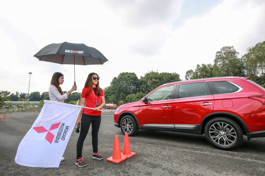 试驾：Mitsubishi Outlander 2.0L 4WD，可家用可越野！ 52686