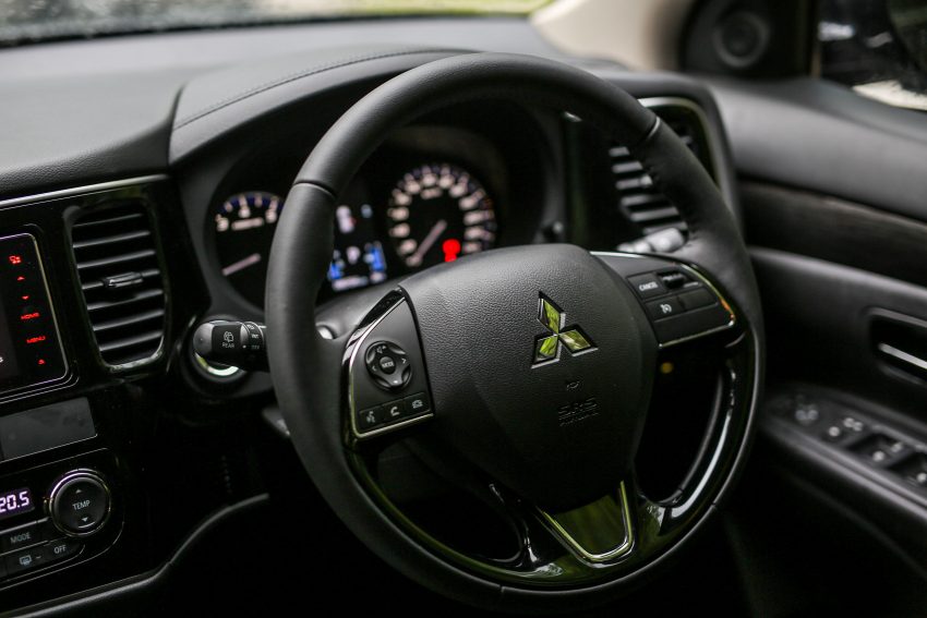 试驾：Mitsubishi Outlander 2.0L 4WD，可家用可越野！ 52705
