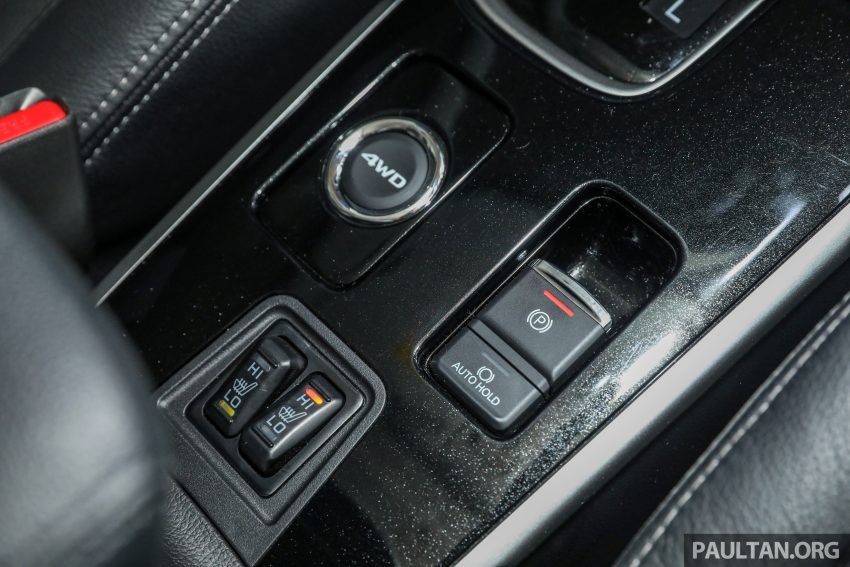 图集：2018 Mitsubishi Outlander 2.4 4WD 本地组装！ 54875