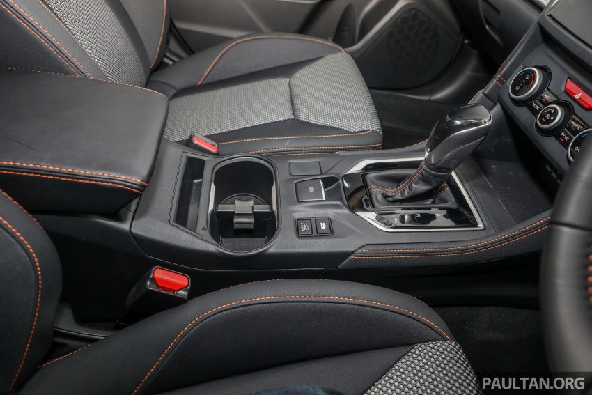 图集: 两代 Subaru XV 实拍新旧车型外观与内装对比 57376
