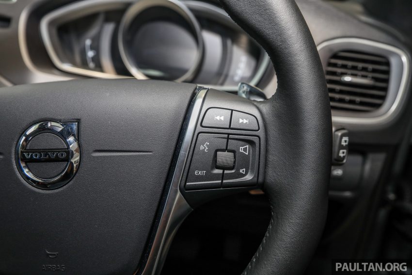 图集：Volvo V40 T5 R-Design 外观套件，售RM 180,888 56541
