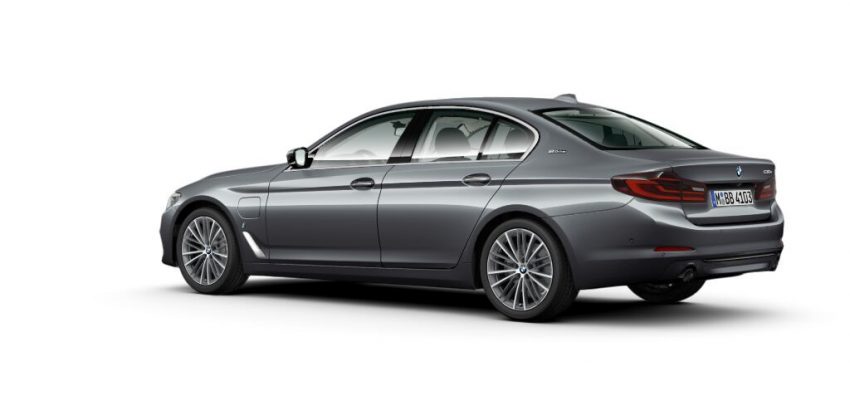油电版5系列，BMW 530e Sport 本地上市，售价34.4万。 55863