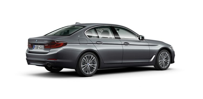 油电版5系列，BMW 530e Sport 本地上市，售价34.4万。 55873