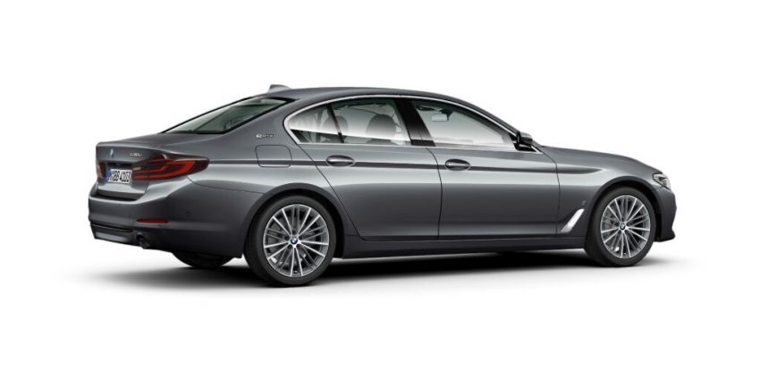 油电版5系列，BMW 530e Sport 本地上市，售价34.4万。 55874