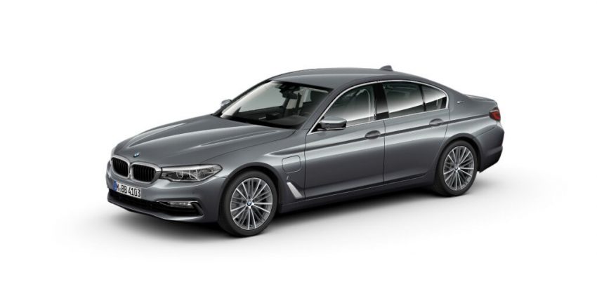 油电版5系列，BMW 530e Sport 本地上市，售价34.4万。 55889