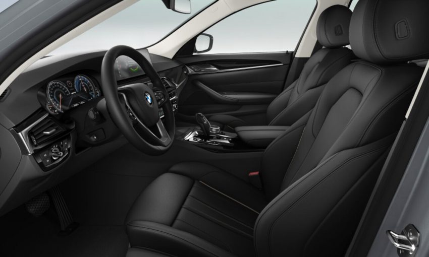 油电版5系列，BMW 530e Sport 本地上市，售价34.4万。 55905