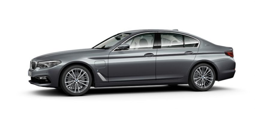油电版5系列，BMW 530e Sport 本地上市，售价34.4万。 55857