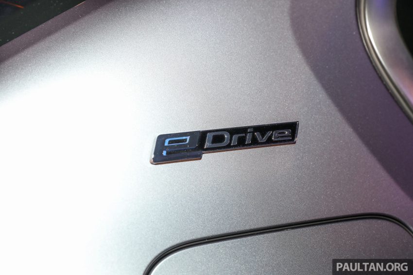 油电版5系列，BMW 530e Sport 本地上市，售价34.4万。 56169