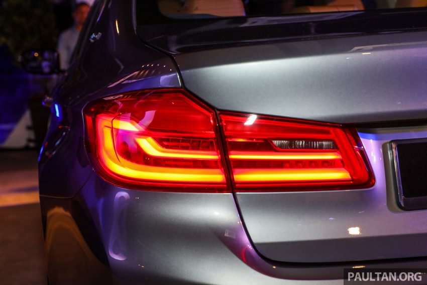 油电版5系列，BMW 530e Sport 本地上市，售价34.4万。 56173