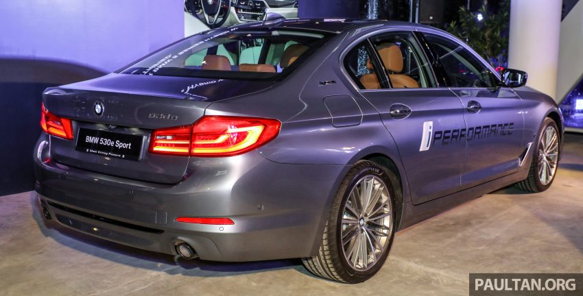 油电版5系列，BMW 530e Sport 本地上市，售价34.4万。 56151
