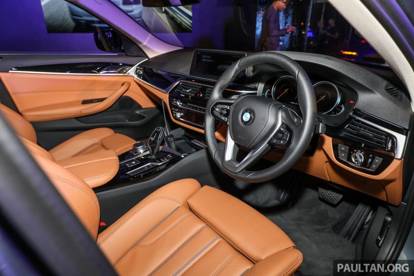 油电版5系列，BMW 530e Sport 本地上市，售价34.4万。 56184
