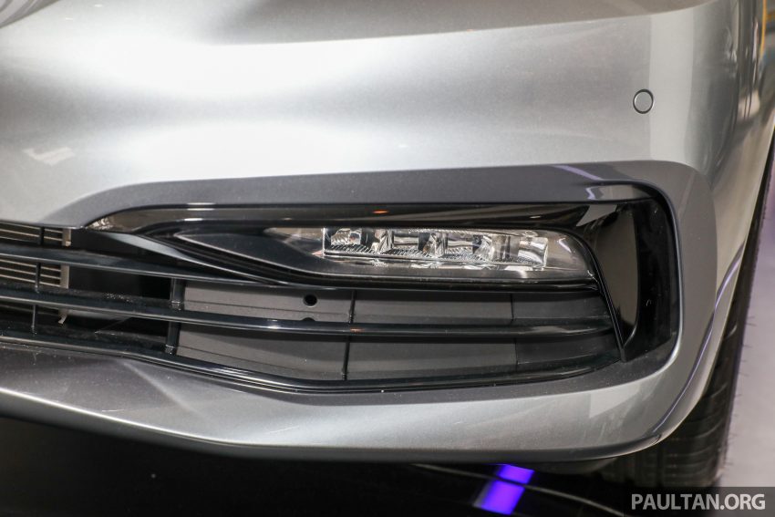 图集: BMW 530e iPerformance 与 530i M Sport 真车实拍 56781