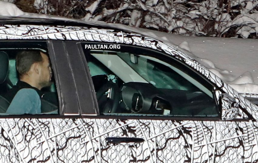 谍照：全新 Mercedes-Benz GLB 进行雪地测试被捕获！ 54074
