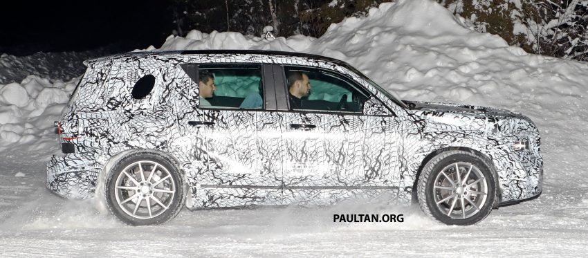 谍照：全新 Mercedes-Benz GLB 进行雪地测试被捕获！ 54069