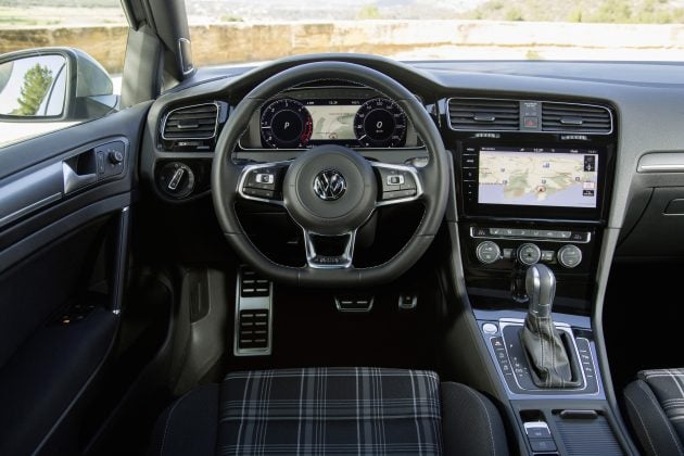 Volkswagen Tiguan Comfortline，Highline 以及 Passat Highline 中控台多媒体资讯屏幕获得升级，售价保持不变