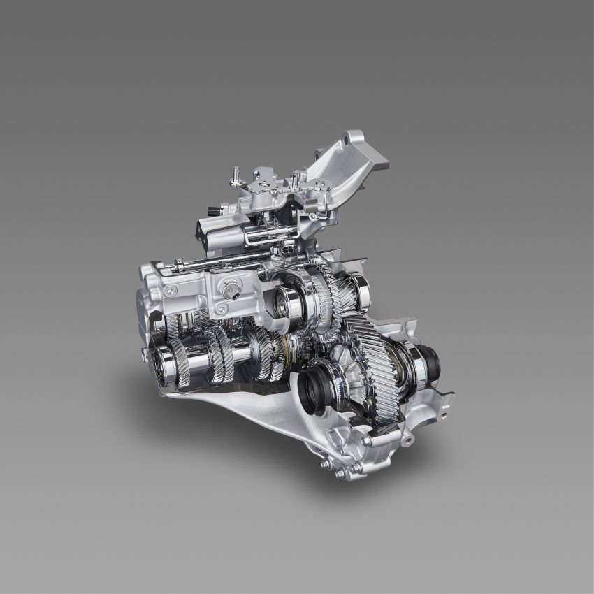 Toyota 发表全新2.0升Dynamic Force引擎、2.0升油电混合动力系统、Direct-Shift CVT变速箱，以及4WD四驱系统 59814