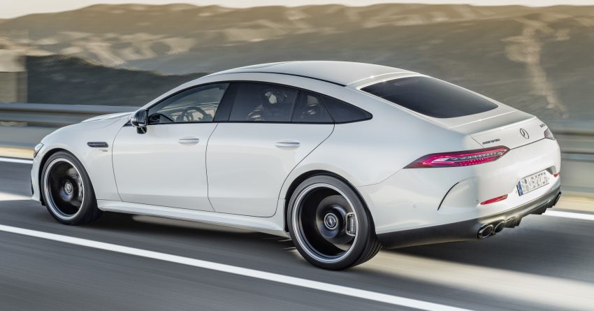 Mercedes-AMG GT 四门版正式发布，两种引擎三个等级 60792