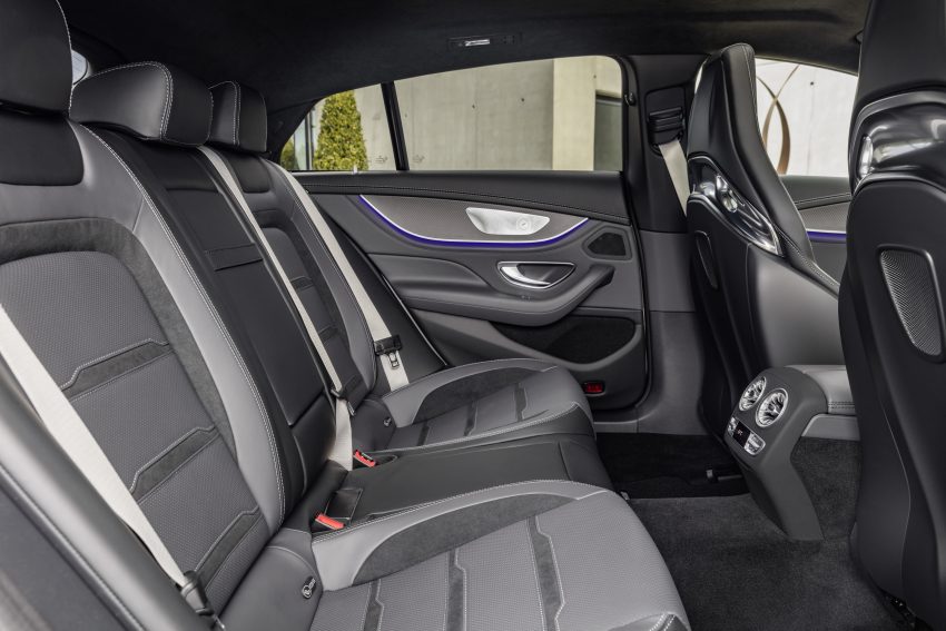 Mercedes-AMG GT 四门版正式发布，两种引擎三个等级 60809