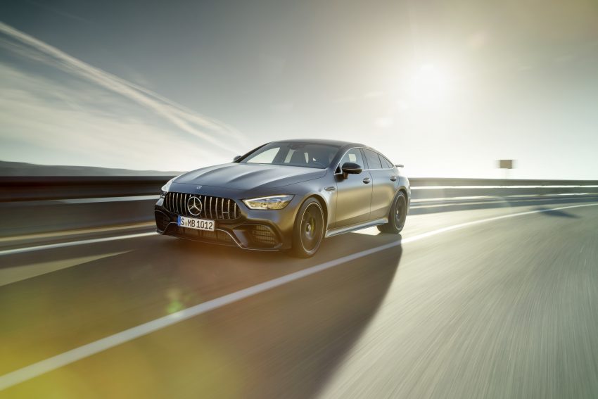 Mercedes-AMG GT 四门版正式发布，两种引擎三个等级 60825