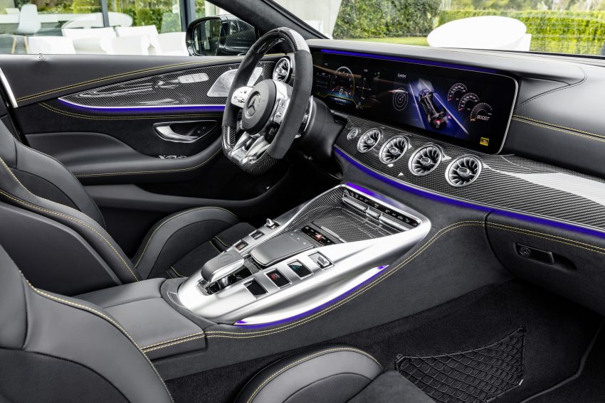 Mercedes-AMG GT 四门版正式发布，两种引擎三个等级 60834