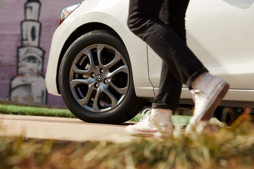 基于 Mazda 2 打造，北美 2019 Toyota Yaris Sedan 官图 63403