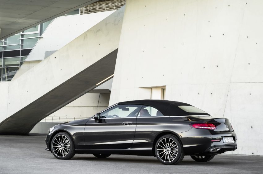 Mercedes-Benz C-Class Coupe 与 Cabriolet 小改款发布 62471
