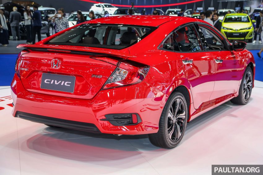 图集：红色 Honda Civic Hatchback / Sedan 曼谷亮相 63668