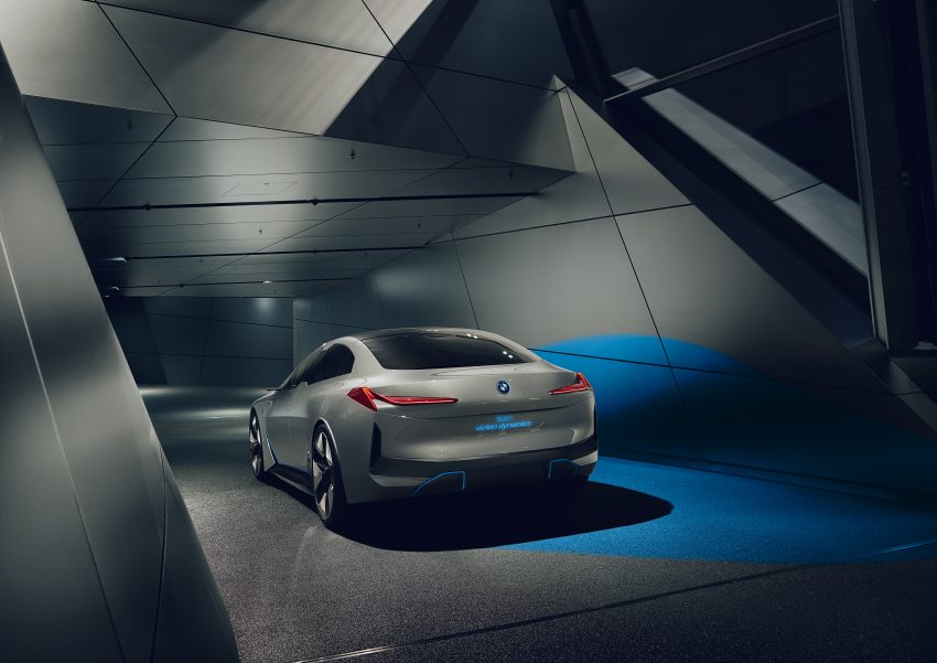 BMW i4 确认将会投产，以纯电动Coupe Sedan形式登场 60746