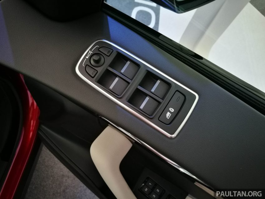 价格低于50万，Jaguar F-Pace 2.0L Ingenium 本地预览 61810