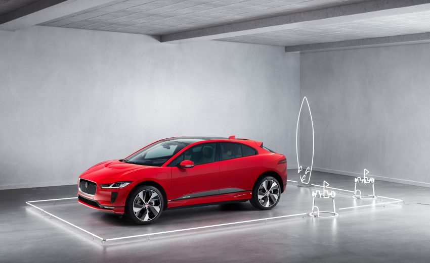 Jaguar 发布旗下首款纯电动车 I-Pace，满电可跑480km 60107