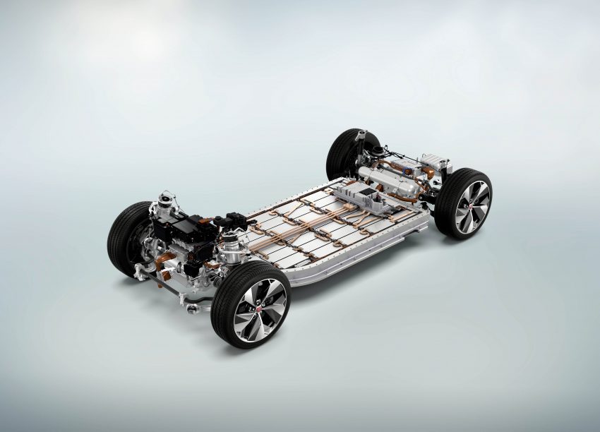 Jaguar 发布旗下首款纯电动车 I-Pace，满电可跑480km 60108