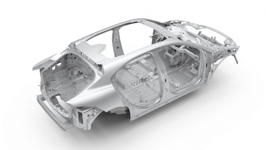 Jaguar 发布旗下首款纯电动车 I-Pace，满电可跑480km 60121