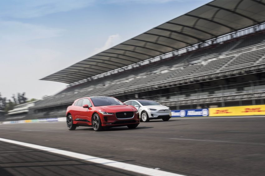 Jaguar 发布旗下首款纯电动车 I-Pace，满电可跑480km 60135