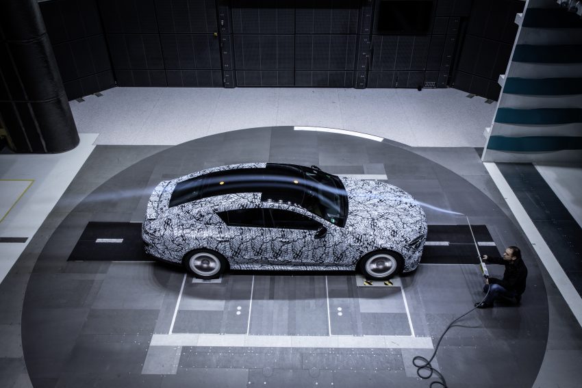 发布前外泄，Mercedes-AMG GT4 四门轿跑全照网上流传 60335