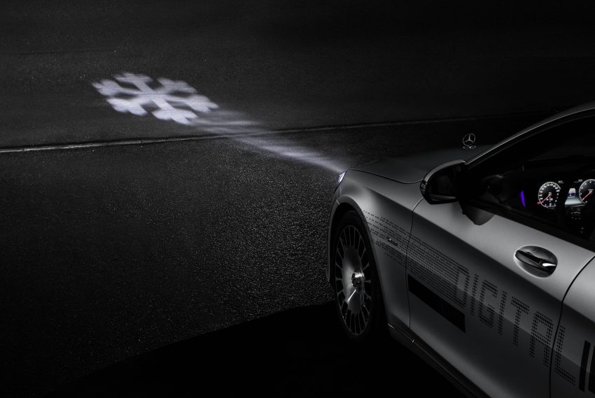 Mercedes-Benz 最新照明技术 Digital Light，确认今年将在旗舰 Maybach S-Class 身上首发，具备高清投影功能 60503
