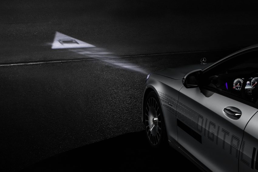 Mercedes-Benz 最新照明技术 Digital Light，确认今年将在旗舰 Maybach S-Class 身上首发，具备高清投影功能 60506