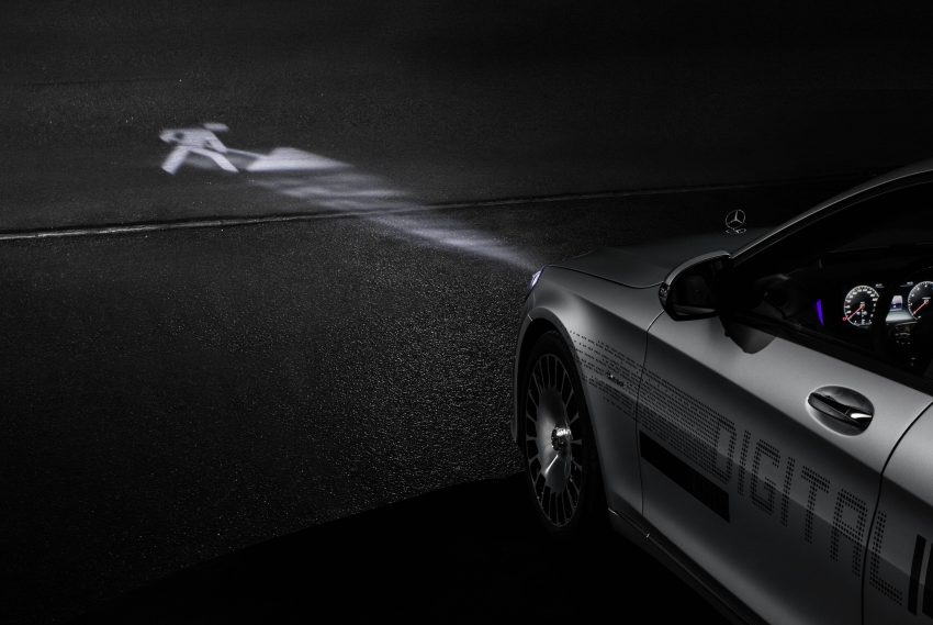 Mercedes-Benz 最新照明技术 Digital Light，确认今年将在旗舰 Maybach S-Class 身上首发，具备高清投影功能 60499