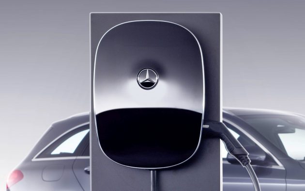 Mercedes-Benz 推介新一代车用充电盒,充电效率更快!
