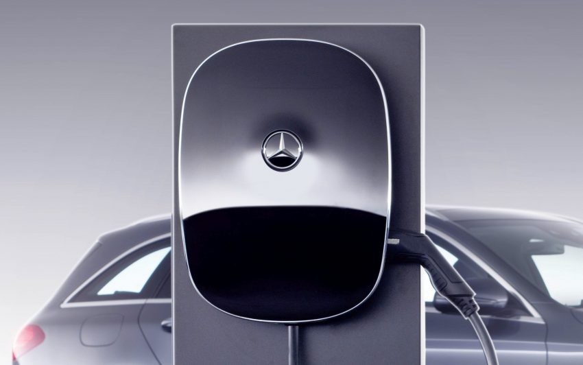 Mercedes-Benz 推介新一代车用充电盒，充电效率更快！ 60567