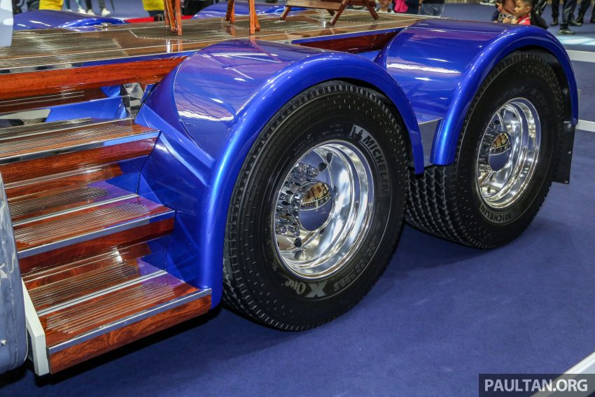 汽车图集：带你欣赏柔佛苏丹的超级货卡Ford F-650，与变形金刚中的‘擎天柱’ Mack Super-Liner 超级豪华重型卡车 63278