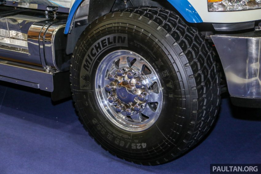 汽车图集：带你欣赏柔佛苏丹的超级货卡Ford F-650，与变形金刚中的‘擎天柱’ Mack Super-Liner 超级豪华重型卡车 63261