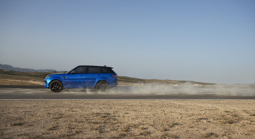 Range Rover Sport SVR 挑战中国天门山, 9分51秒征服全程11.3公里山路、99个险峻弯道, 比 Ferrari 458 Italia 更快 61304