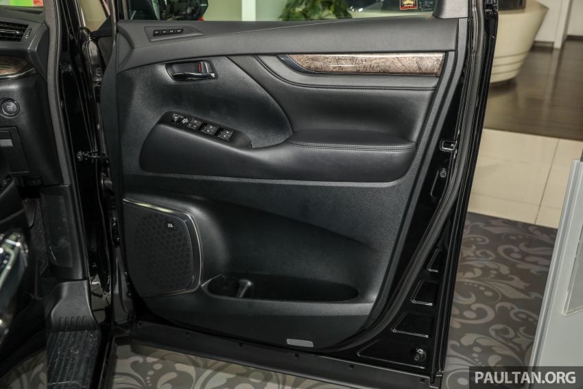 Toyota Alphard 与 Vellfire 本地公开展示, 全车系规格确认 62231