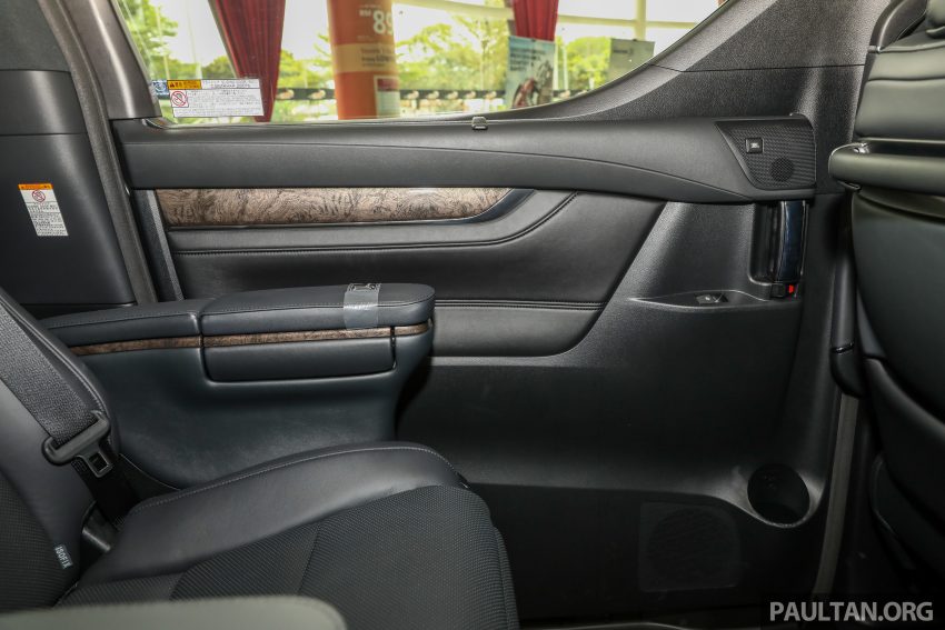 Toyota Alphard 与 Vellfire 本地公开展示, 全车系规格确认 62255